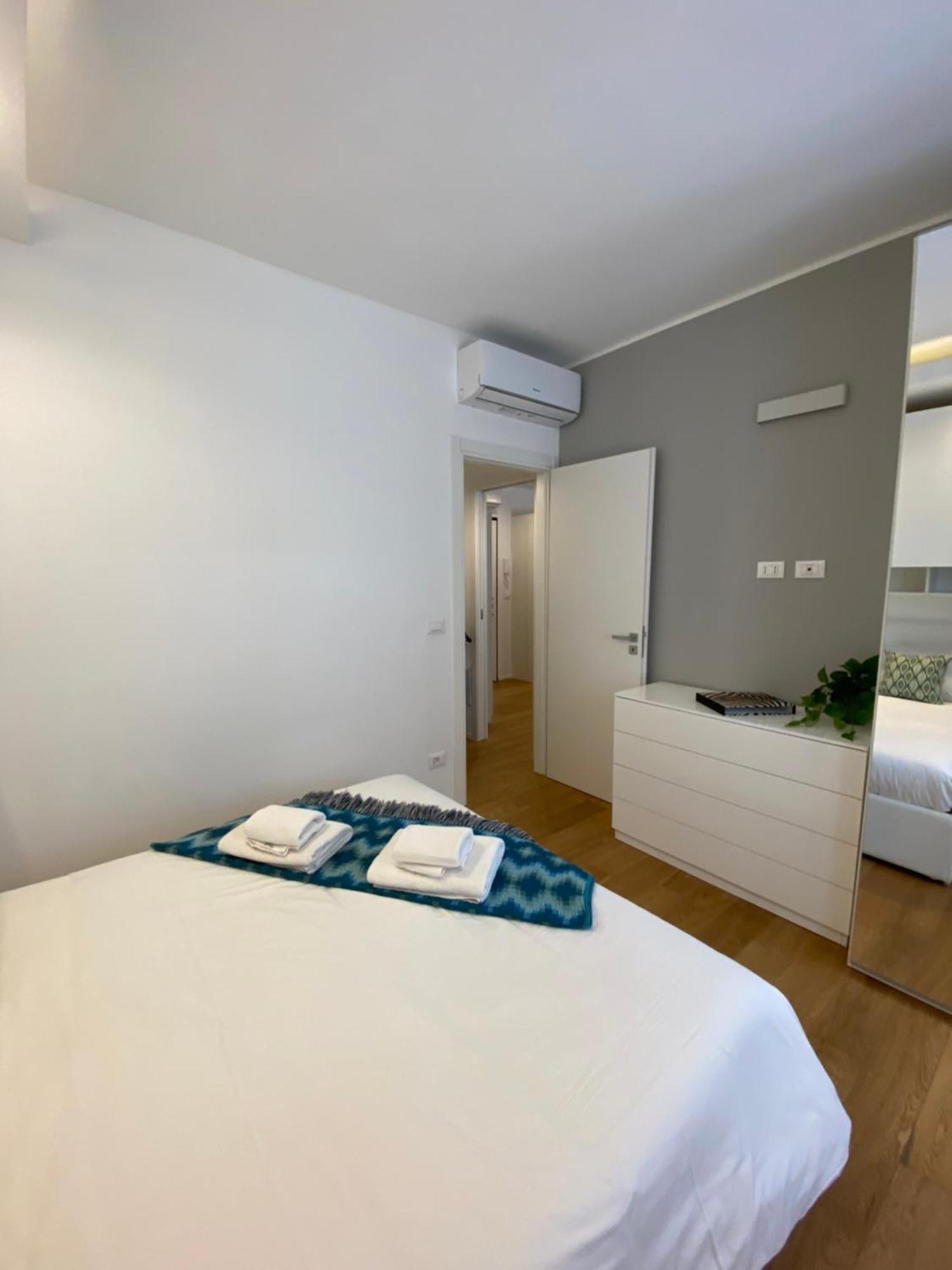 Gramsci 2 - Cozy Apartment Near Sempione Park! Milano Eksteriør bilde