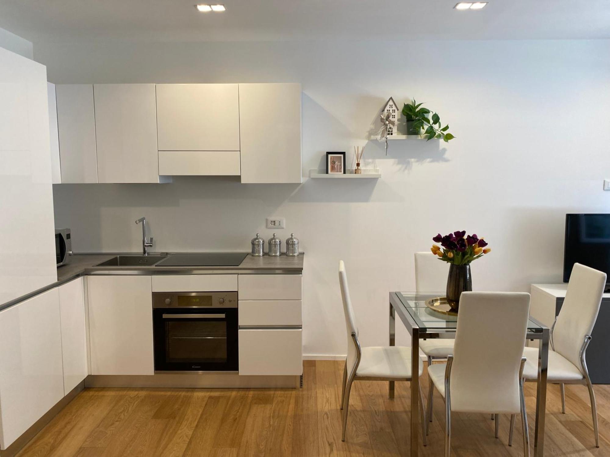 Gramsci 2 - Cozy Apartment Near Sempione Park! Milano Eksteriør bilde